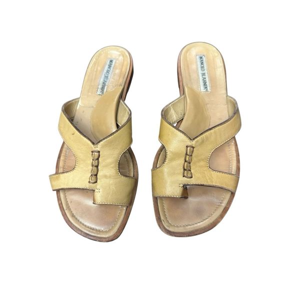 Manolo Blahnik Womens Sandals Size 371/2 US 7 - Picture 1 of 8
